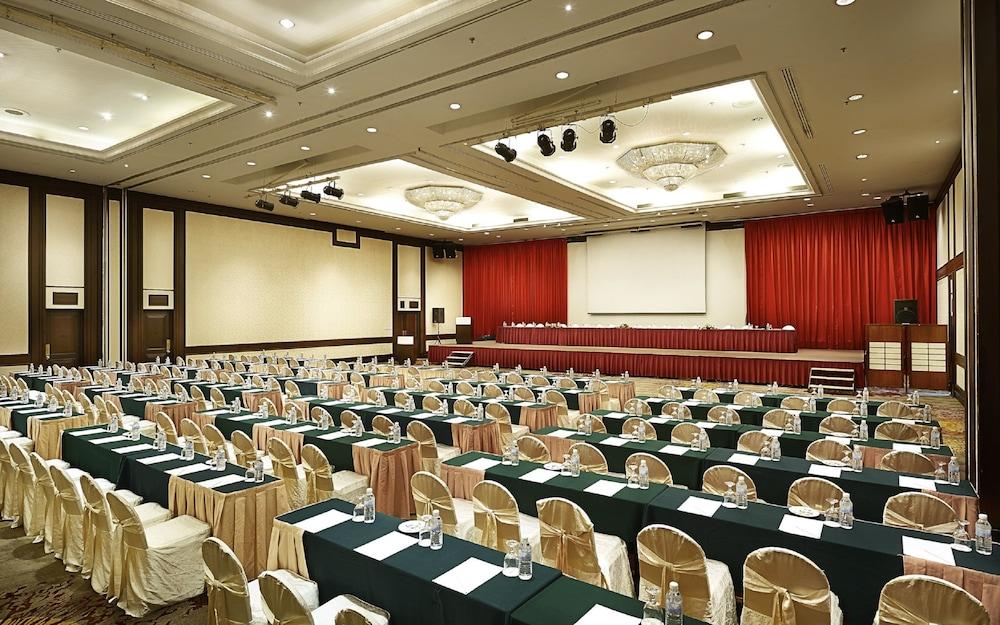 Berjaya Penang Hotel Джордж Таун Екстериор снимка