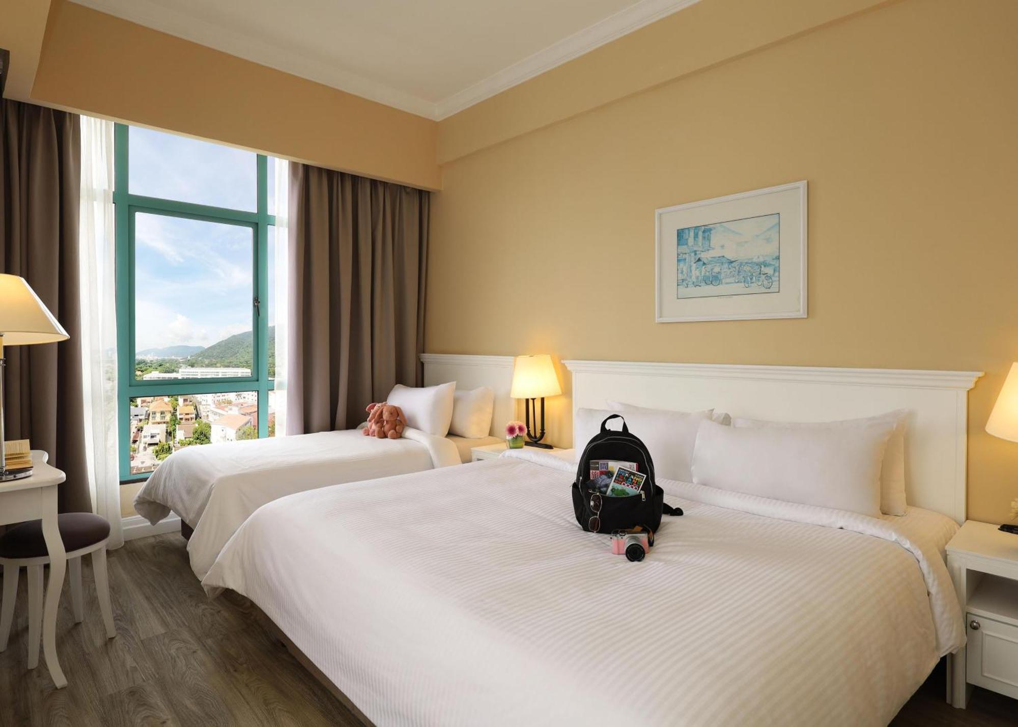 Berjaya Penang Hotel Джордж Таун Екстериор снимка